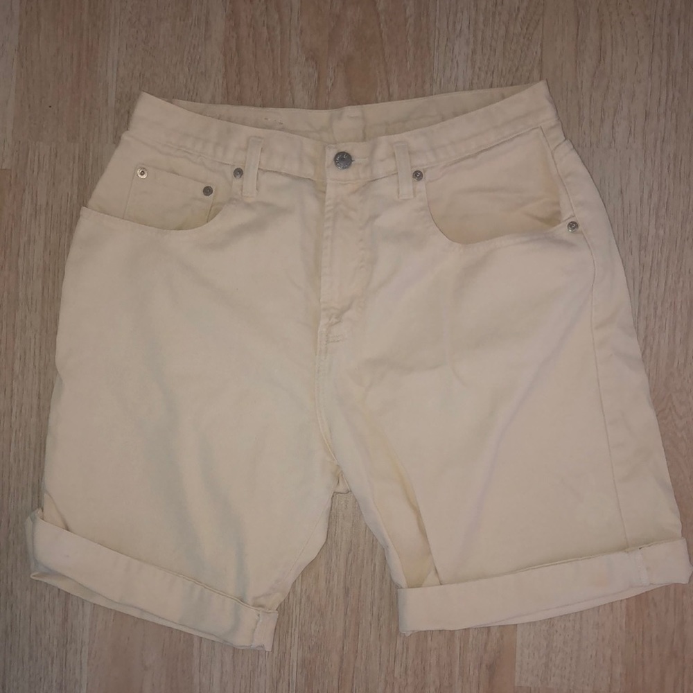 VINTAGE CALVIN KLEIN MOM SHORTS SIZE 14 CREAM